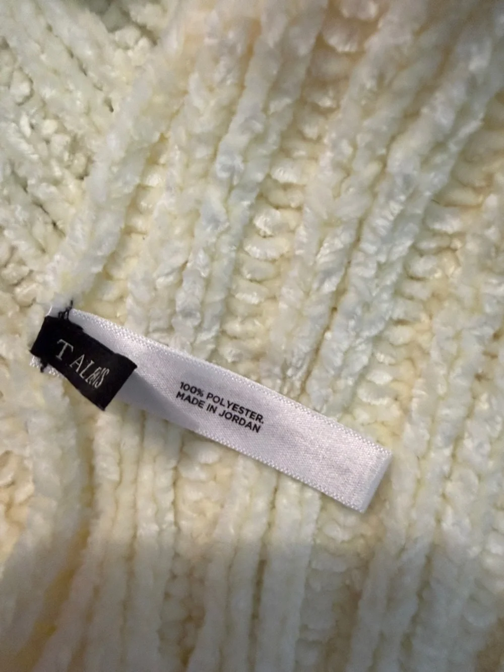 Talbots Cozy Cream Chunky Ribbed Knit Women’s Scarf